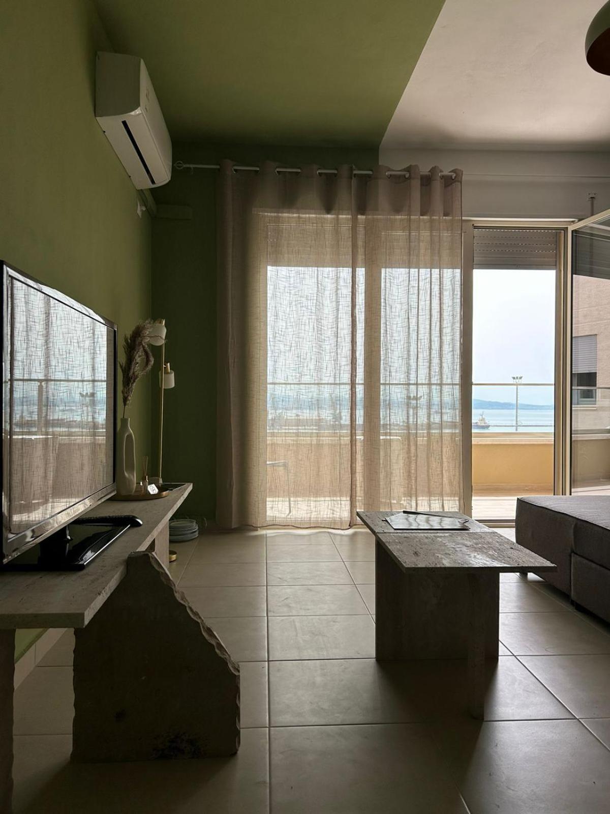 Apartment Neon Durres